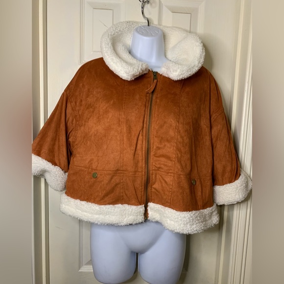 Winter Jackets Sherpa Lined Oversized Zip Up Half Sleeve Lapel Poncho coat. - Picture 7 of 9